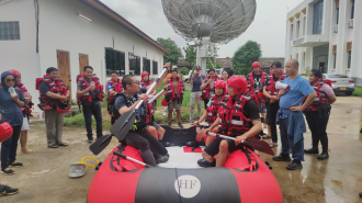 Lao Agencies Trained in Water Rescue to Boost Flood Preparedness
